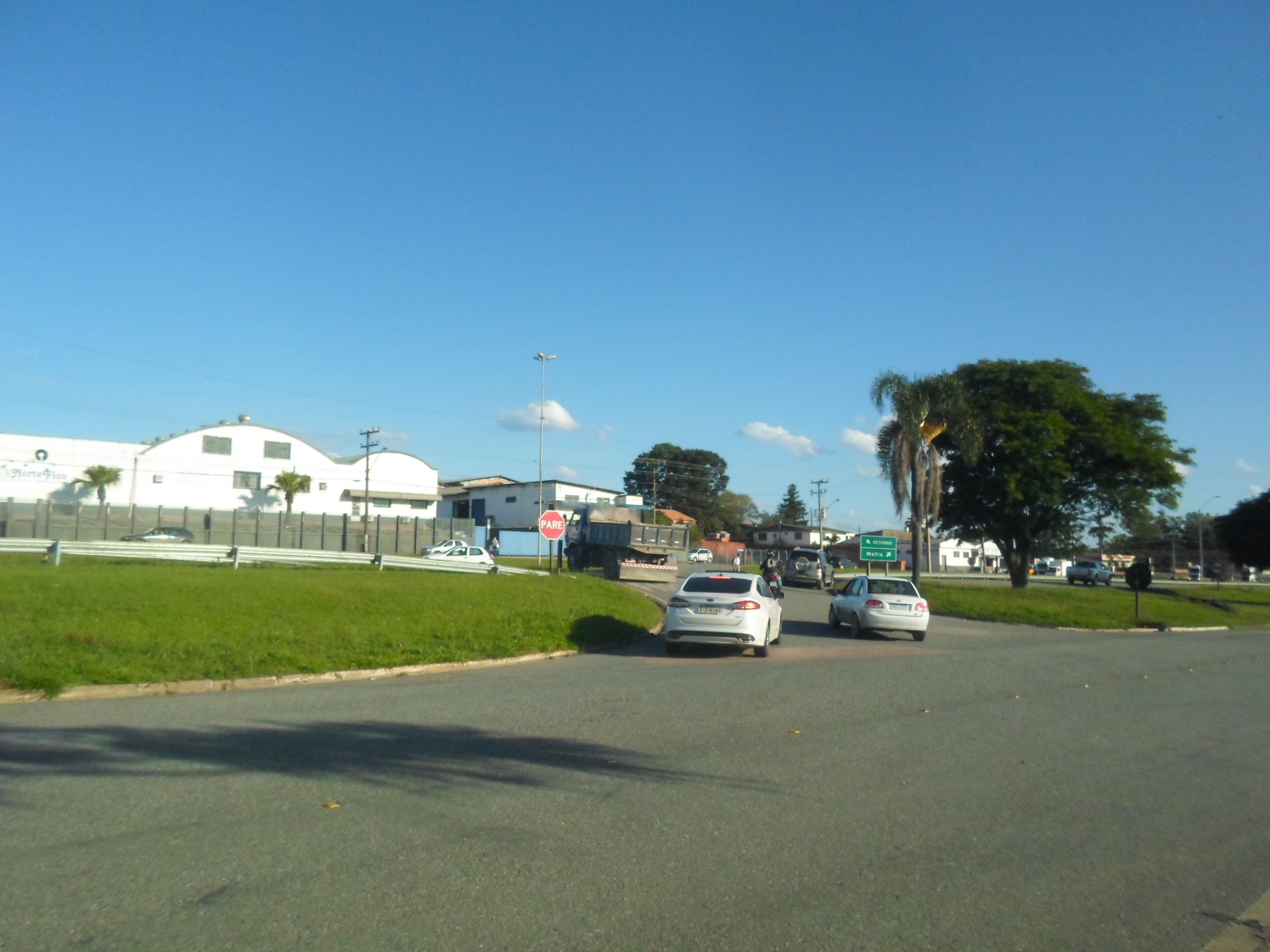 Prefeito cobra construção de viaduto no trevo da BR 116, em Rio Negro