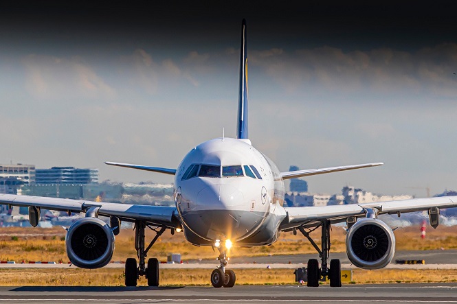 Autorização de viagem para menores de 16 anos precisa de reconhecimento de firma